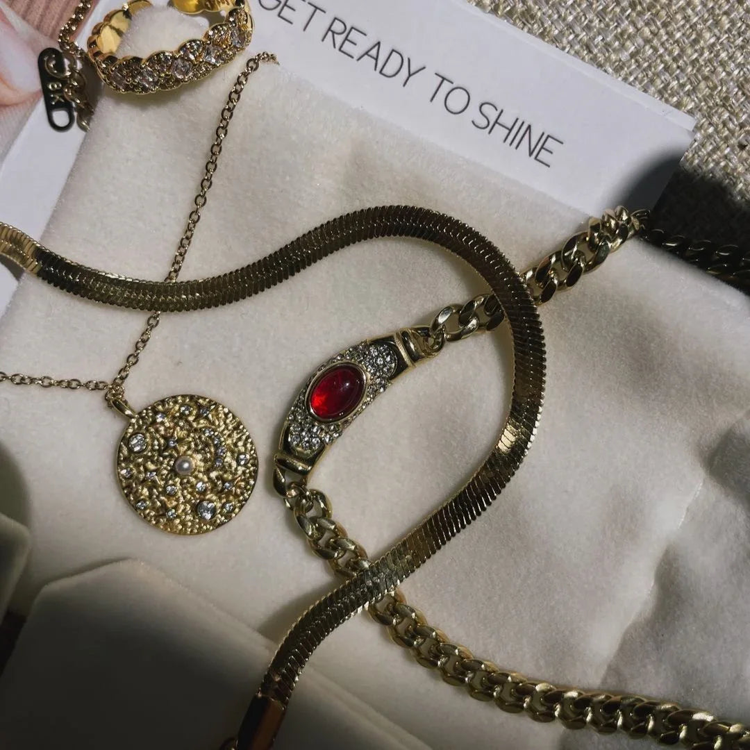 Isabeau Necklace