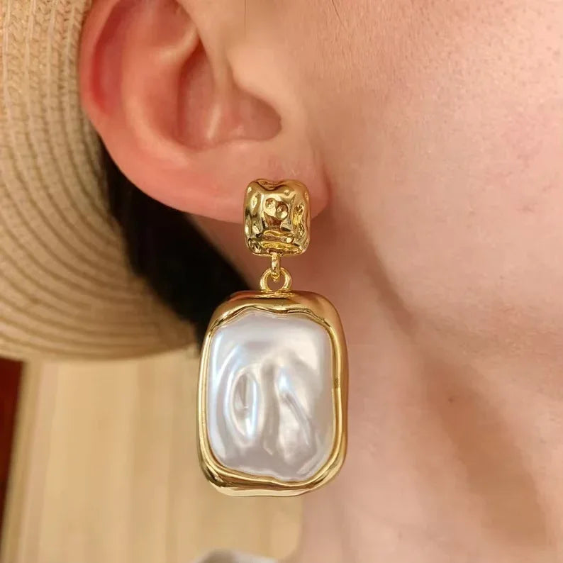 Maren Freshwater Pearl Earrings