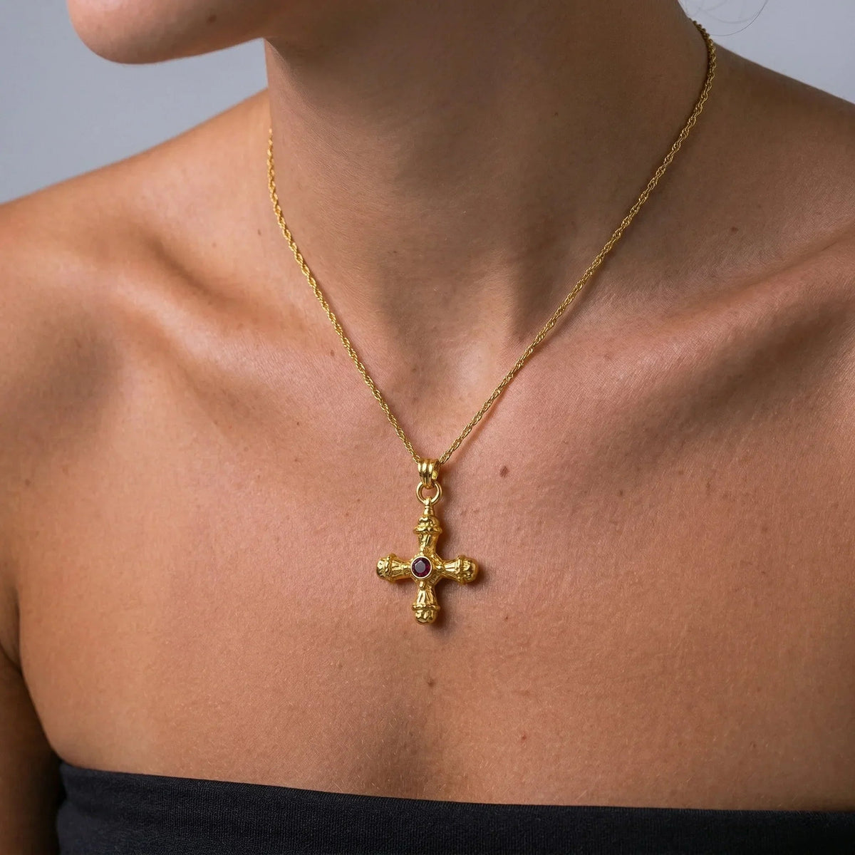 Alba Gold Necklace