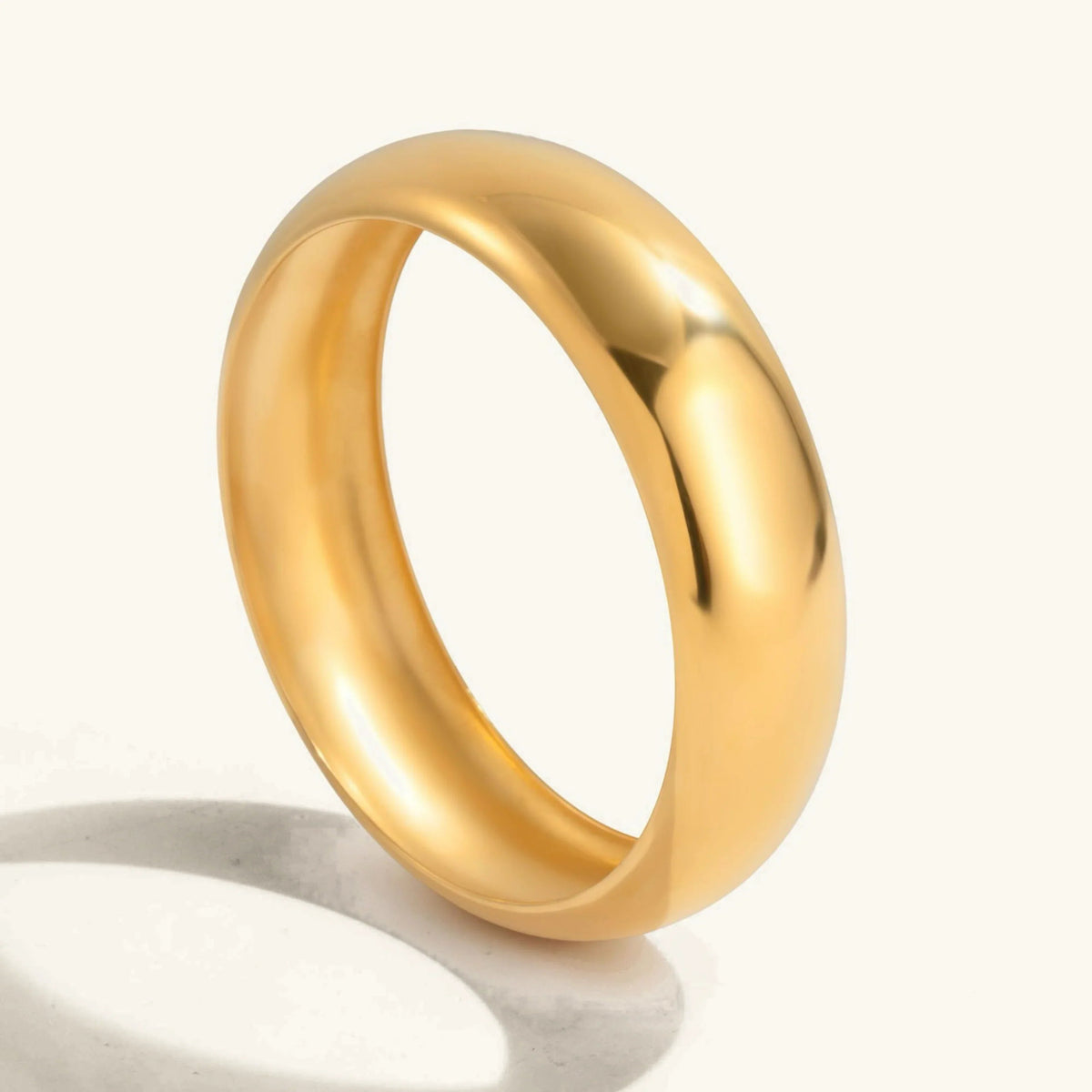 Vesna Smooth Bangle