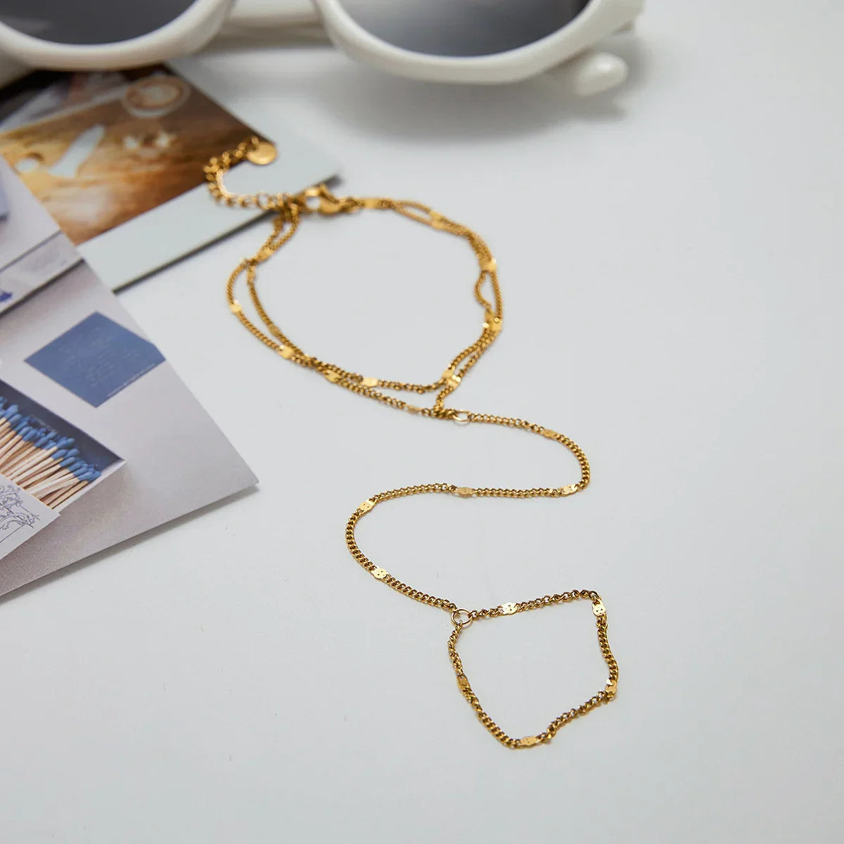 Anaïs Golden Hand Chain