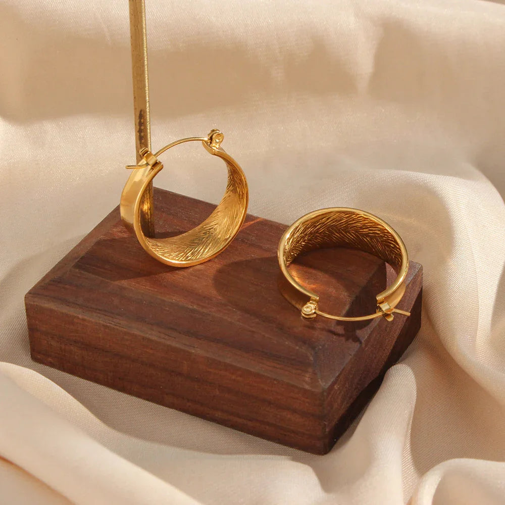 Cleo Hoop Earrings