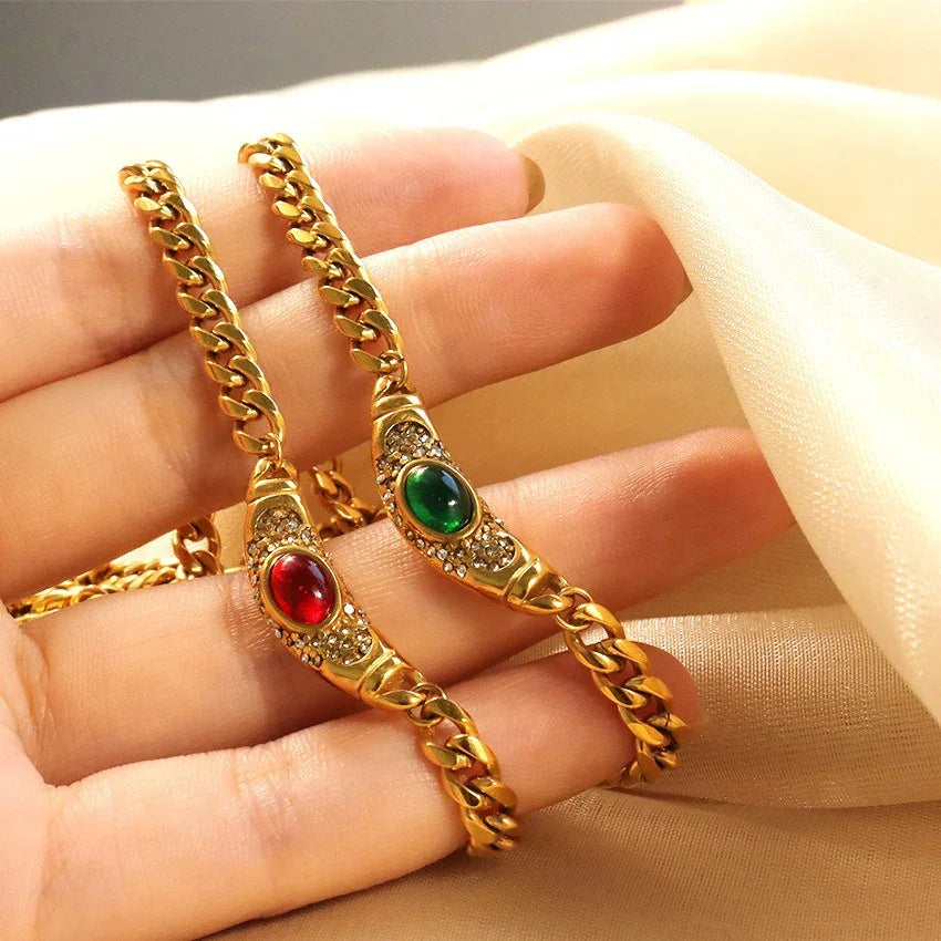 Isabeau Necklace