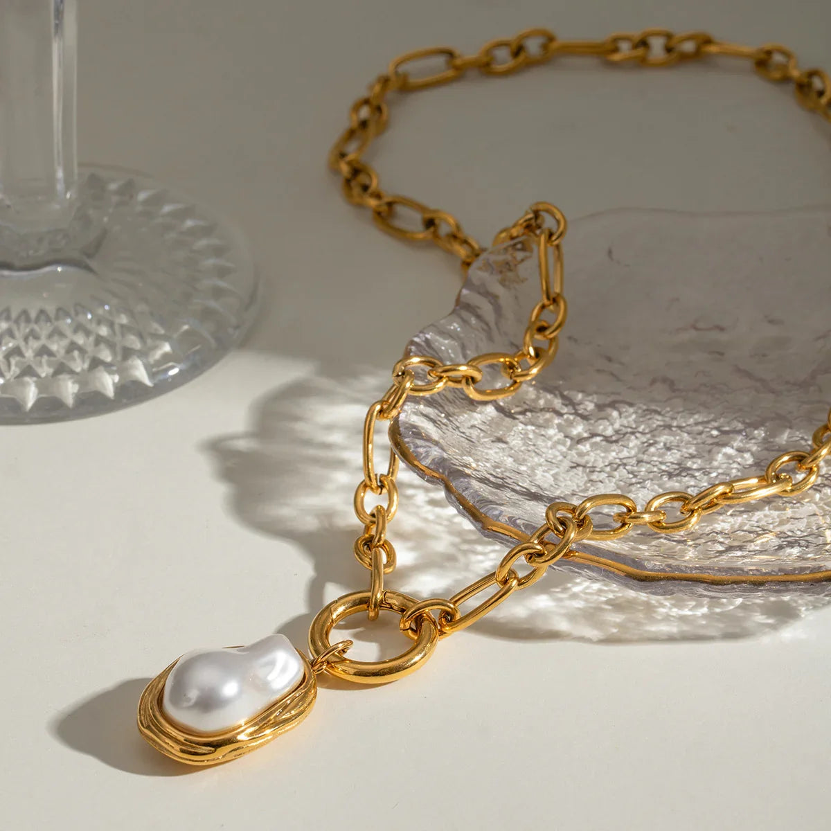 Delphi Mother Of Pearl Pendant