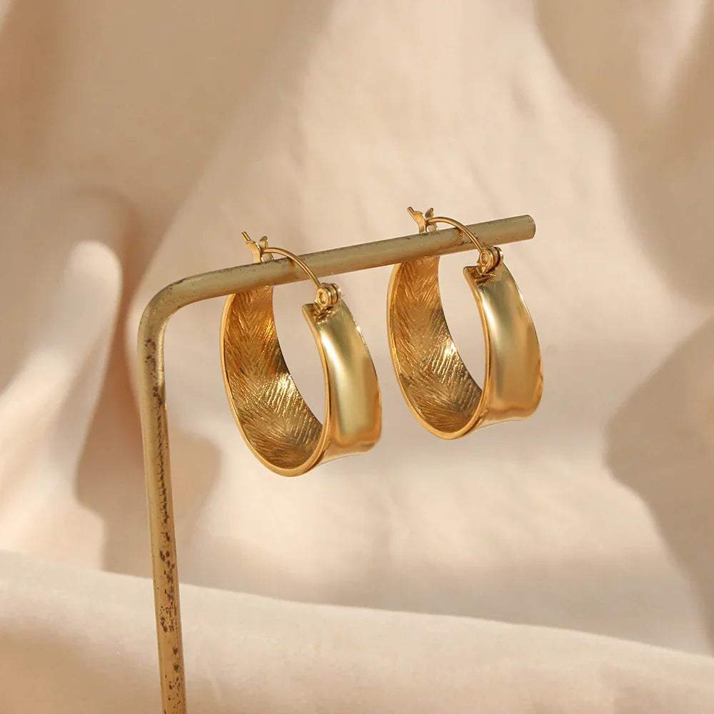 Cleo Hoop Earrings