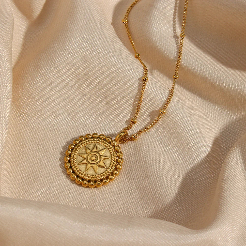 Seren Gold Pendant