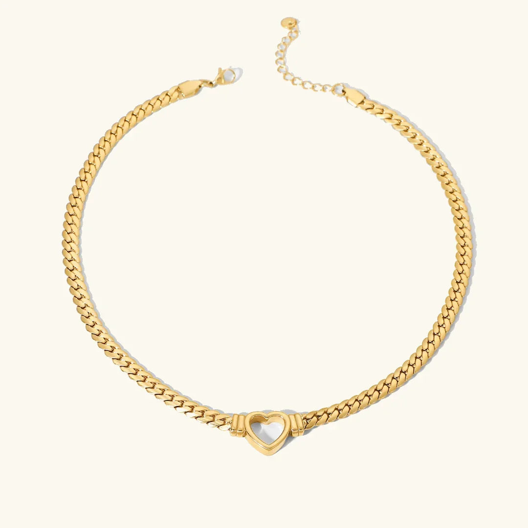Lucasta Heart Choker