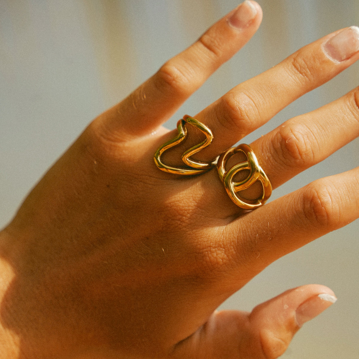 Linnea Wave Ring