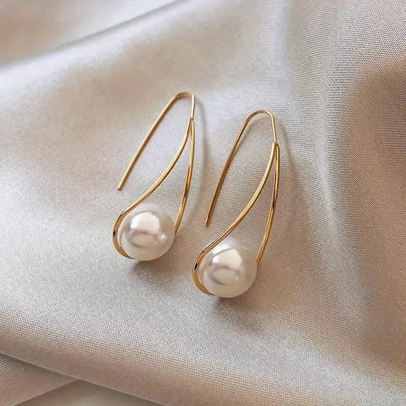 Giselle Pearl Drops
