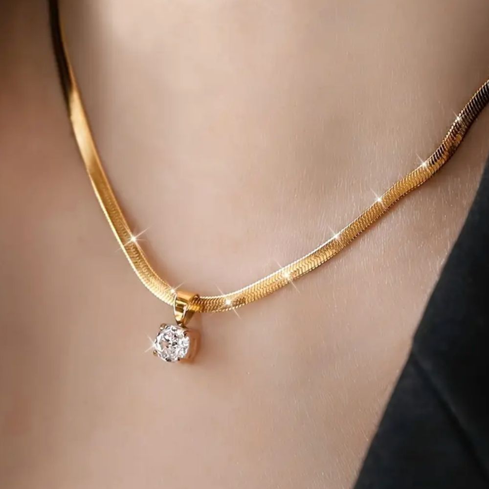 Aurelia Crystal Pendant Necklace