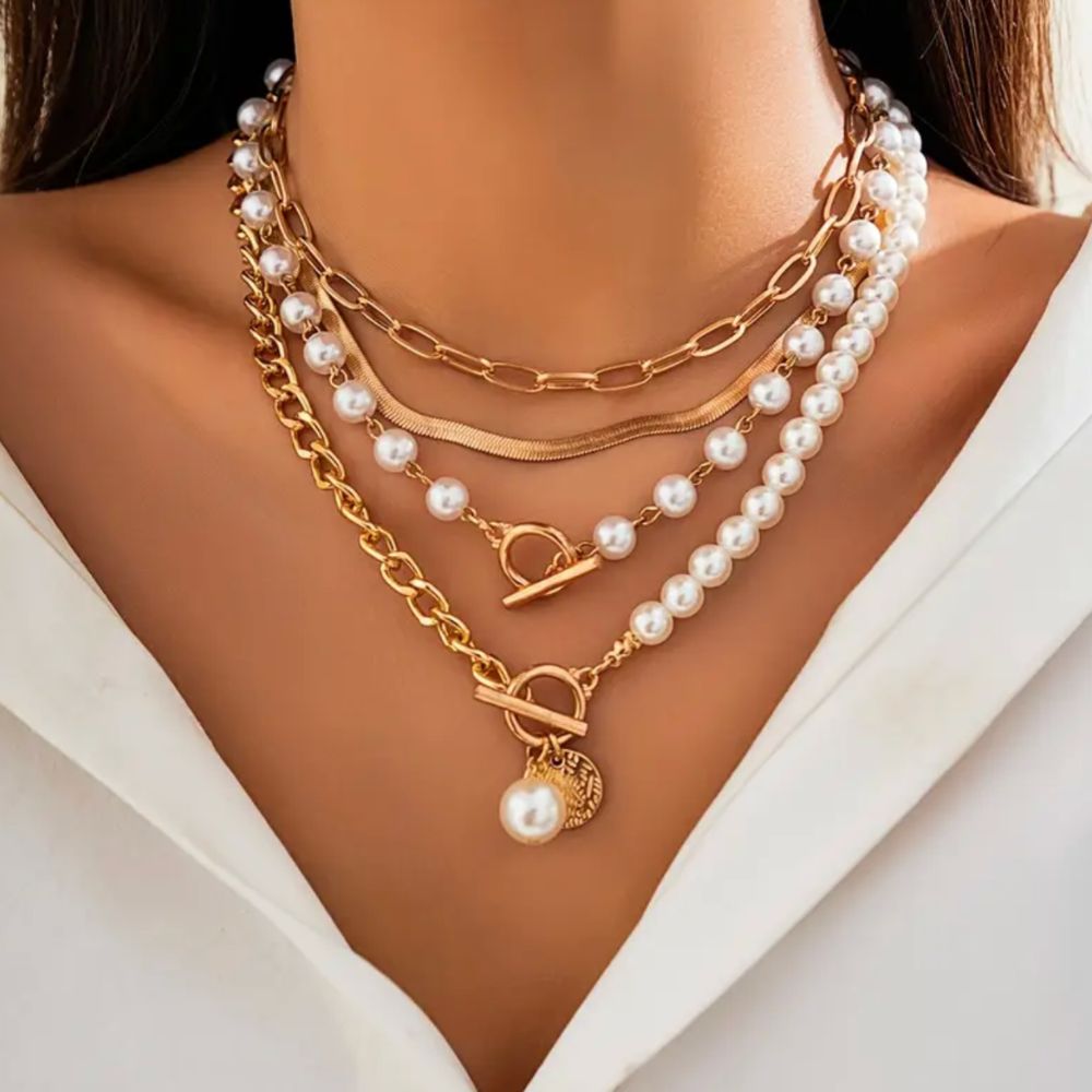 Serena Pearl & Chain Set