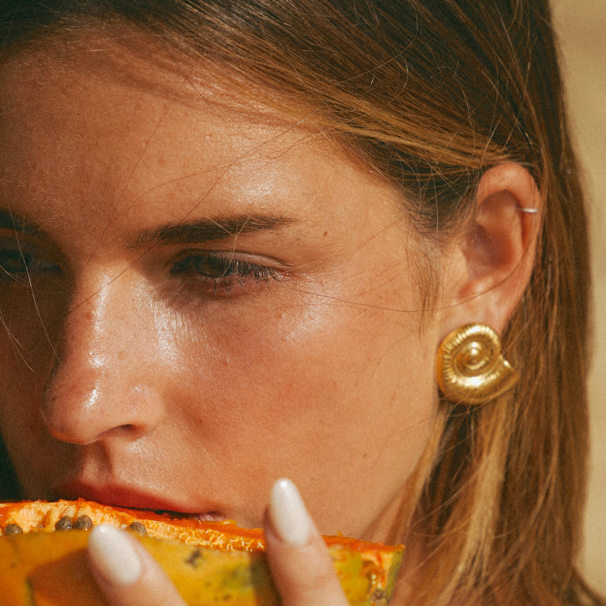 Cora Shell Earrings