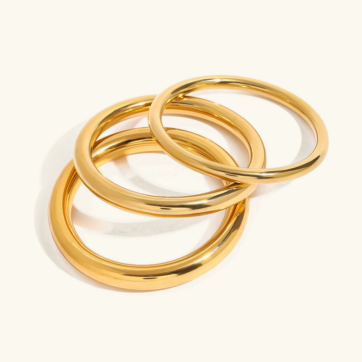 Zephyrine Smooth Gold Bangle