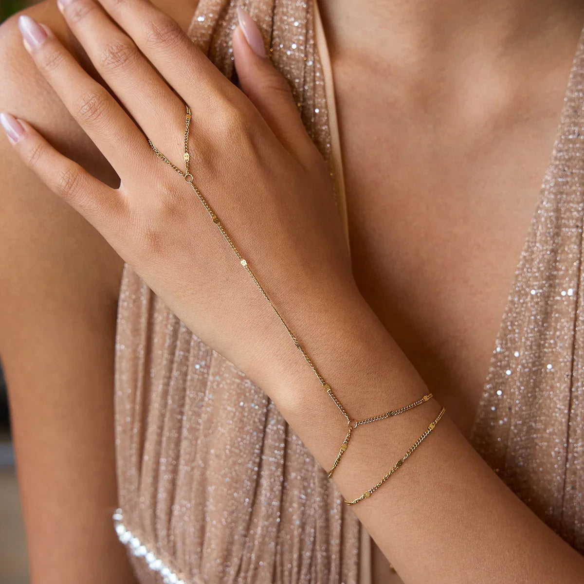 Anaïs Golden Hand Chain