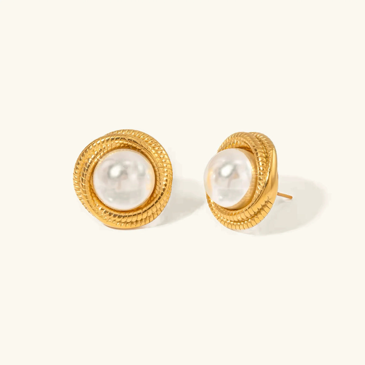Sirena Freshwater Pearl Earrings