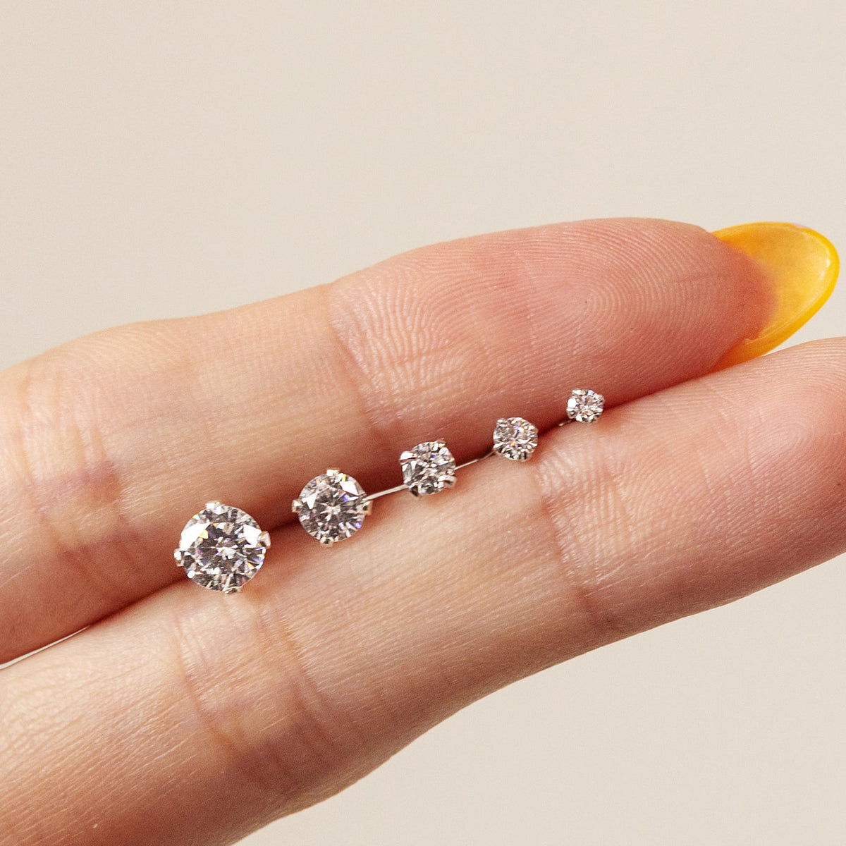 Astra Stud Set